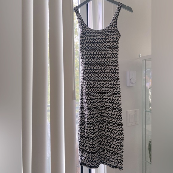 Billabong midi dress Size XS - Picture 2 of 4
